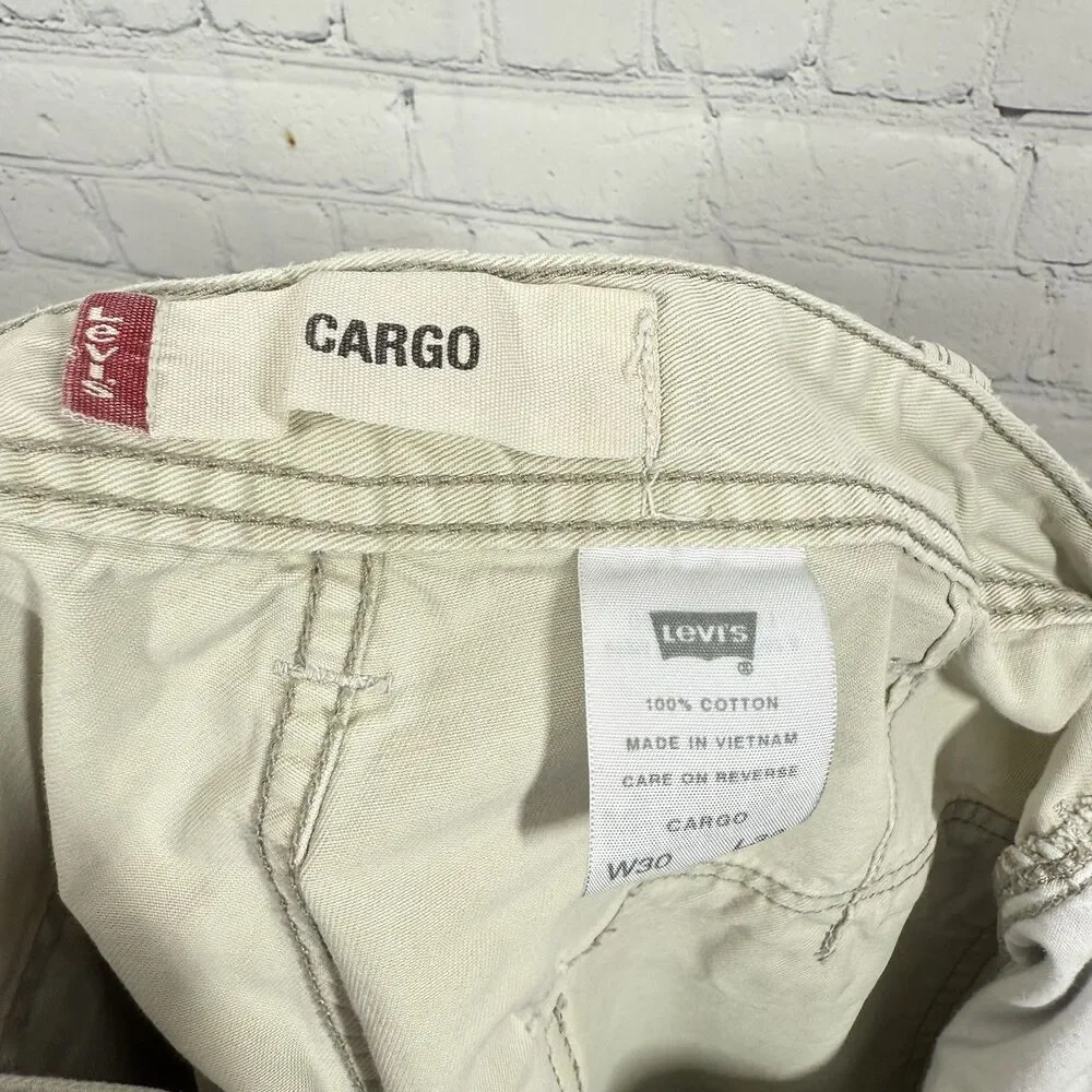 Vintage Y2K Levi's Cargo Pants Men Size 30x32 Beige Baggy Loose Straight Hip Hop